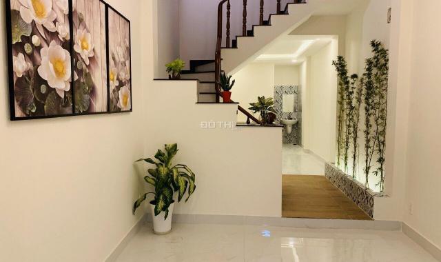 Bán nhà Thủ Đức, phường Linh Đông 50m2 đường ô tô, giá rẻ 3.6 tỷ