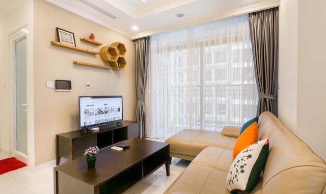 Cho thuê căn hộ cao cấp tại Royal City, 2PN 118m2, full nội thất, view bể bơi, giá tốt