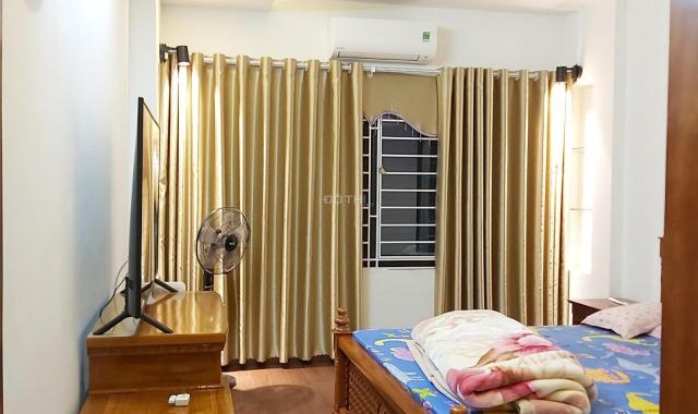 Bán nhà phố 76 Duy Tân, Cầu Giấy. DT 50m2 x 5T, đang kinh doanh, giá 9,5 tỷ