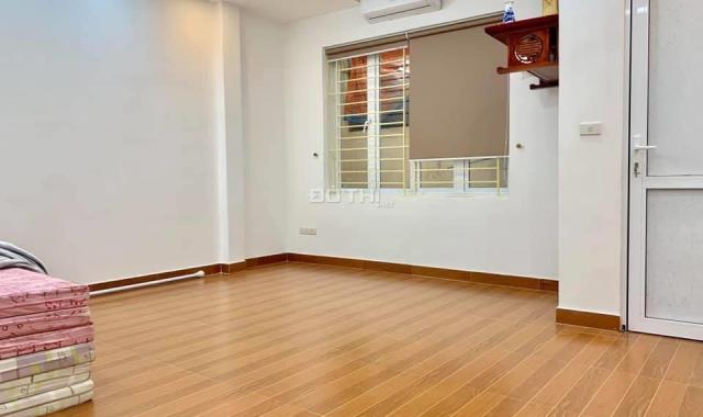 Bán nhà Tam Trinh, 4 tầng đẹp lung linh, 42m2, 2.1 tỷ. 0947018386