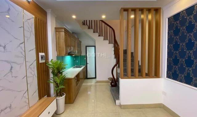 Cần bán nhà Kim Giang ngõ ba gác tranh, căn góc 36.7m2, 5 tầng, mt 4m nội thất đỉnh chỉ 3 tỷ