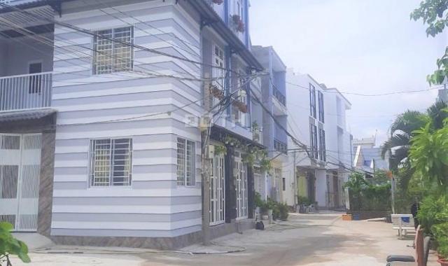 Bán 8 căn nhà mới đẹp hẻm xe hơi 2581 Huỳnh Tấn Phát, Nhà Bè