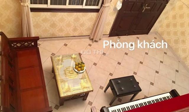 Nhà Thanh Nhàn, Hai Bà Trưng dân trí tốt an ninh an toàn ô tô 7 chỗ vào nhà