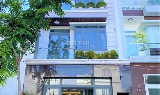 Bán nhà phố 3 lầu mới đẹp KDC Green Riverside đường Huỳnh Tấn Phát, Nhà Bè