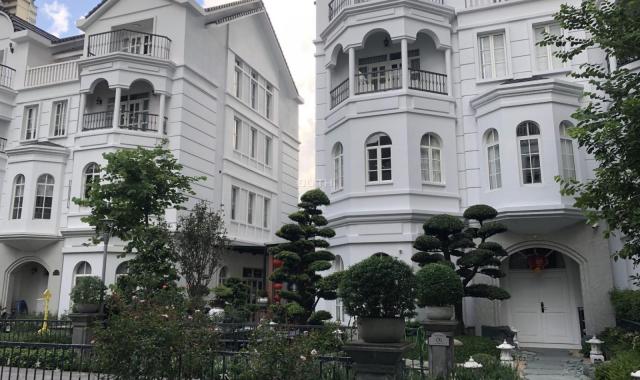 Bán biệt thự Saigon Pearl khu compound 36 căn, 300m2 đất, 1 hầm + 4 tầng