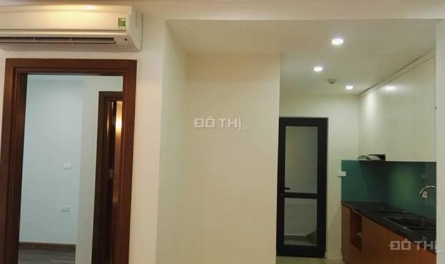 Cho thuê căn góc 3PN, DT 100m2 full nội thất dự án A10 Nam Trung Yên vừa nhận nhà, view công viên