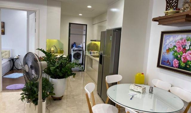 Cho thuê căn hộ 2PN D'Capital Trần Duy Hưng, nhà đã hoàn thiện đầy đủ nội thất rất đẹp