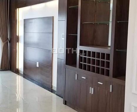 Bán nhà phố Linh Lang, DT 45 m2, 7 tầng thang máy, giá 7.8 tỷ (L/h Mr Quý 0943313686)