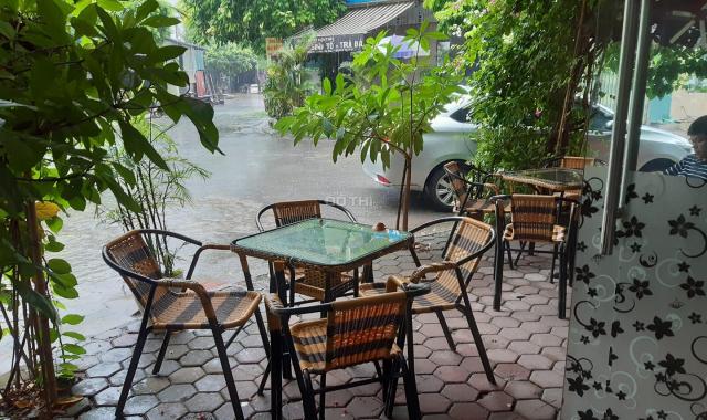Sang nhượng quán cafe địa điểm đẹp DT 40m2, hai mặt tiền 10 m x 4m khu Giếng Sen gần đường Lê Văn