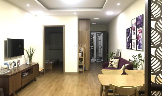 Bán căn hộ full nội thất hiện đại - sàn gỗ - nhà mới - 64m2 (chung cư Hoàng Huy)