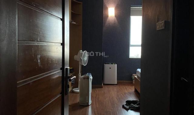 Cho thuê căn penthouse 3PN có sân vườn tại N09B2 Dịch Vọng full đồ 16tr/ tháng - 0903279587