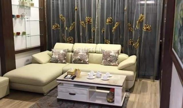 Bán nhà phố Bùi Thị Xuân, DT 50m2, ô tô tránh, giá 13.3 tỷ (LH Mr Quý 0927111368)