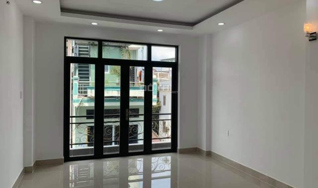 Nhà 1 lầu, hẻm xe ô tô 40m2 SHR, đường Lê Văn Sỹ, Q. Tân Bình, 2,86 tỷ - 40 m2
