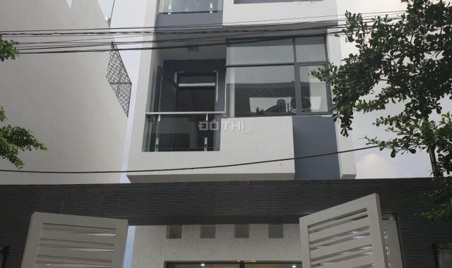 Sốc, nhà đẹp Vương Thừa Vũ, MT 5m, 5 tầng, giá chỉ 5 tỷ