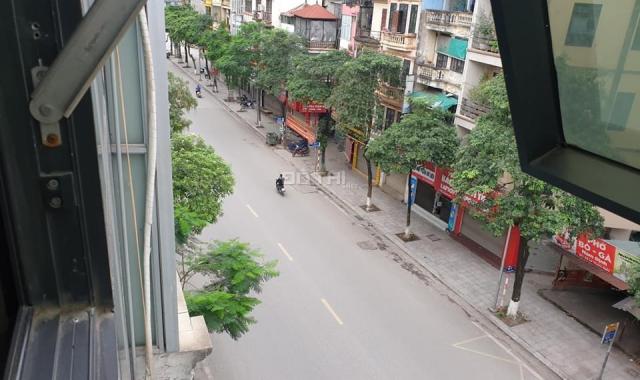 Bán nhà mặt phố Lê Thanh Nghị - phố vip - kinh doanh hot