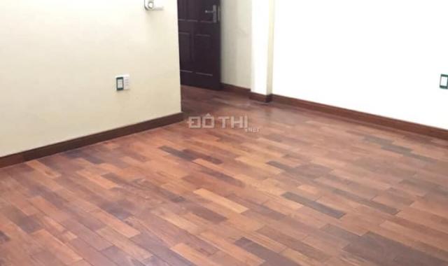 Cho thuê nhà 5 tầng Thạch Bàn, Long Biên, 120m2, giá: 20 triệu/ tháng. LH: 0984.373.362