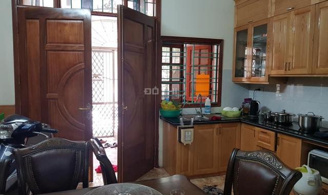 Bán nhà Văn La - Hà Đông, 50m2, 4 tầng ở luôn, lô góc, gần ô tô, chỉ 2.9 tỷ, 0914710258