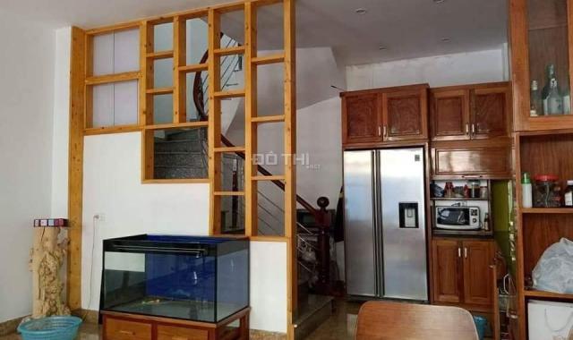 Nhà ngõ Quỳnh, diện tích 52m2, mặt tiền 5.2m, lô góc, vài bước chân ra phố