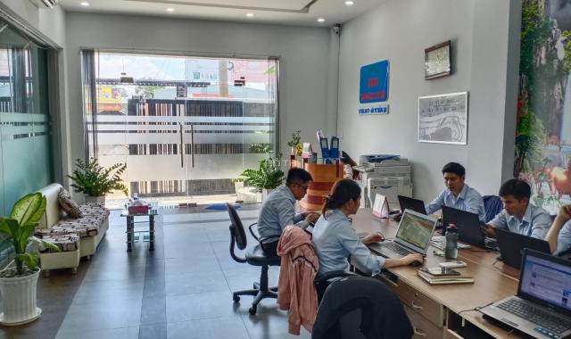 Cho thuê văn phòng tại mặt tiền đường Liên Phường, Phú Hữu, Q9 có chỗ đậu xe, giá chỉ 13tr/tháng