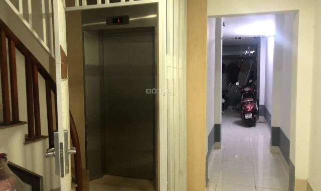 Toà nhà CC mini 7 tầng - thang máy - Doanh thu hơn 50tr/ tháng - Lô góc - Ba mặt thoáng - Ngõ thông