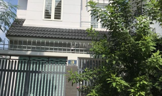 Cho thuê căn biệt thự KDC Khang An Phú Hữu, Q9 4 phòng, 4WC, nội thất cơ bản