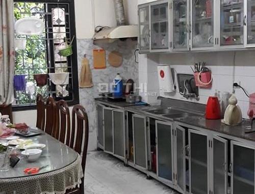 Mặt phố Hoàng Quốc Việt, 6 tầng, 63m2, kinh doanh, vỉa hè 10m, đường 13m giá 20 tỷ