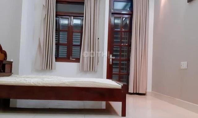 Nhà bán chính chủ Phường 11 đường Lê Quang Định gần mặt tiền, DTSD 330m2, 4 lầu. LH: 0909484131