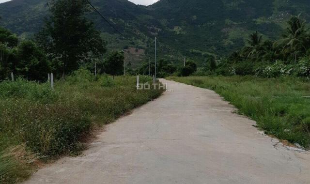 Đất khu Đắc Lộc, Vĩnh Phương 300m2 giá chỉ 750 triệu đường bê tông 3m bao sang sổ