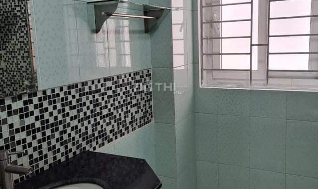 Bán nhà Ngọc Thụy, Long Biên 70m2, 5 tầng giá bèo bọt