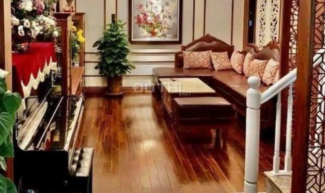 Chính chủ bán nhà số 4 ngõ 54 Trần Quang Diệu, Đống Đa, 65m2 x 5 tầng, ô tô, nhỉnh 10 tỷ