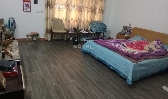 Bán nhà Hà Đông, 35m2 5T, MT 4.2m, giá 2.3 tỷ vượng khí bao quanh - An lành hạnh phúc. 0963885916