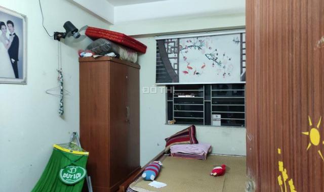 Bán gấp căn hộ 2 ngủ ban công Đông Nam tòa CT11 Kim Văn Kim Lũ, giá 1,19 tỷ đủ nội thất