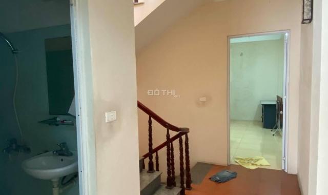 Cần bán gấp nhà ở Nguyễn Lương Bằng, 66m2 x 4 tầng nở hậu, giá 6.45 tỷ