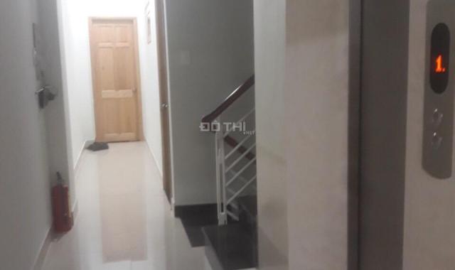 Phòng full nội thất HXH có thang máy mới xây gần cầu Lê Văn Sỹ, Q3. Giá 5tr/th