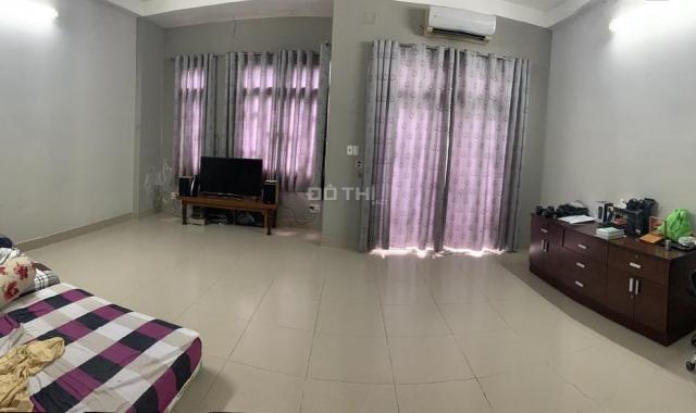 Chính chủ cần bán nhà đẹp 3 tầng tại Huỳnh Tấn Phát, Quận 7, giá cực tốt