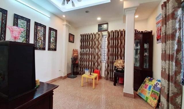 Chỉ nhỉnh 3 tỷ có nhà 38m2, kinh doanh, lô góc ở luôn Vũ Tông Phan, Thanh Xuân, HN