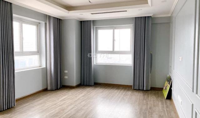 Cho thuê căn hộ duplex tòa 165 Thái Hà, Sông Hồng Parkview ở hoặc làm văn phòng