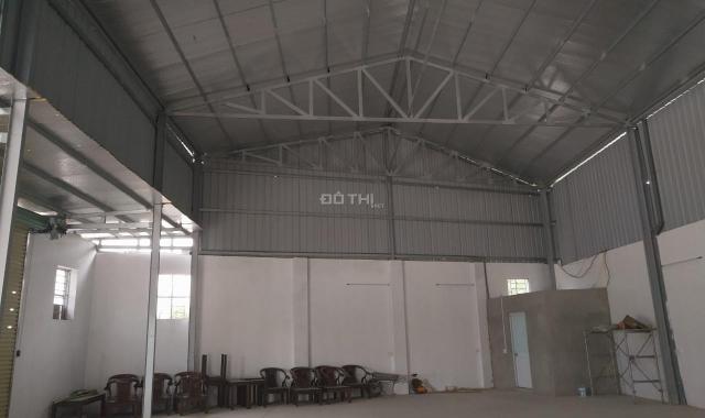 Chính chủ cho thuê kho xưởng Thanh Oai 350m2, ô tô tải tránh, MT rộng, có thể ở, KD