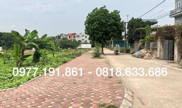Bán đất đấu giá Vân Nội, 85m2 - MT 5m lô 2 mặt đường trước sau, view đầm Vân Trì. Đường 10m vỉa hè