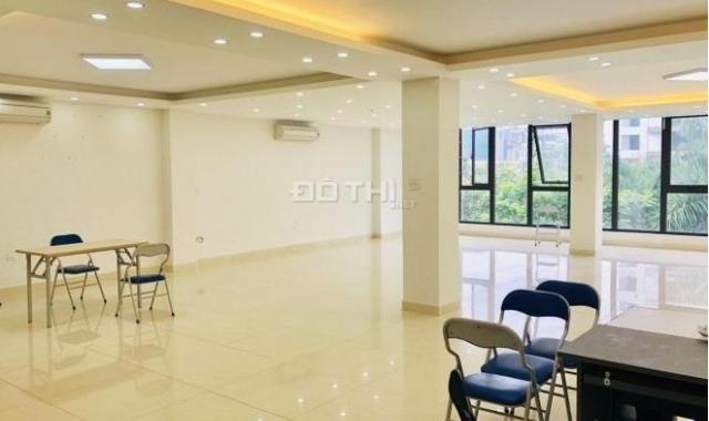 Nhà mặt đường Bưởi, Ba Đình 100m2, 8 tầng thang máy. Cho thuê 120tr/tháng, giá 24 tỷ