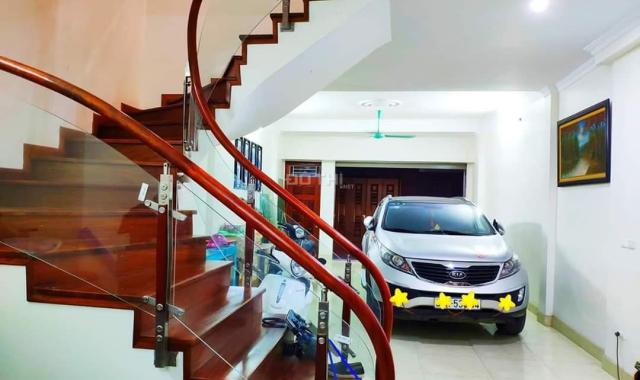 Nhà đẹp 5 tầng ô tô đỗ cửa đường Lê Trọng Tấn, Hà Đông, giá chỉ 2.75 tỷ