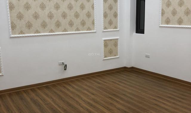 Bán nhà phân lô phố Kim Đồng, DT 60m2 x 6 tầng thang máy đường 2 ô tô tránh nhau