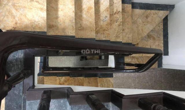 Bán nhà 4 tầng Huỳnh Thúc Kháng, MT 8.5m, 50m2, 7 tỷ