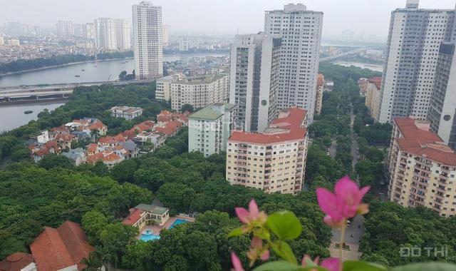 Bán nhanh căn hộ 2 phòng ngủ, DT 65m2 chung cư HH3B Linh Đàm view hồ cực đẹp