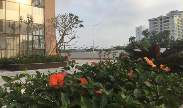 Bán căn góc 3 ngủ view hồ Định Công - hướng thành phố, giá 2,3 tỷ tại Smile Building