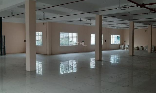 Kho xưởng lớn DTSD 2600 m2 giá cực tốt mặt tiền đường Lương Minh Nguyệt