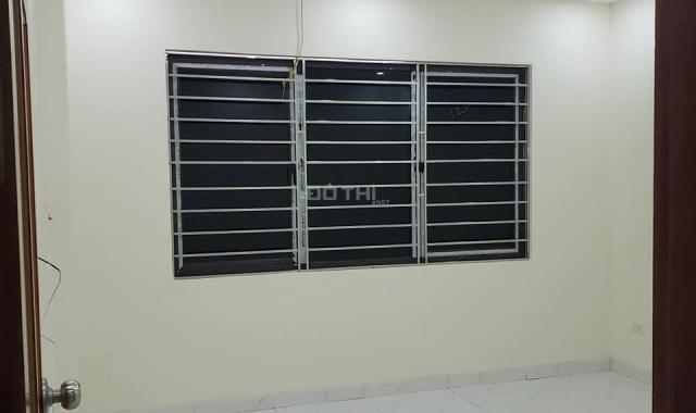 Siêu phẩm lô góc nhà xây mới 36m2, giá 2,4 tỷ Định Công, Hoàng Mai