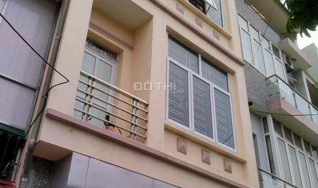 Nhỉnh 5 tỷ có ngay nhà khu đô thị Xa La 3 tầng, 69 m2, oto vào nhà, vị trí trung tâm full nội thất