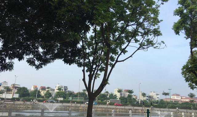 Bán đất view hồ Phúc Đồng 156m2 x 7,8m đường 2 ô tô tránh nhau có vỉa hè, kinh doanh rất tốt