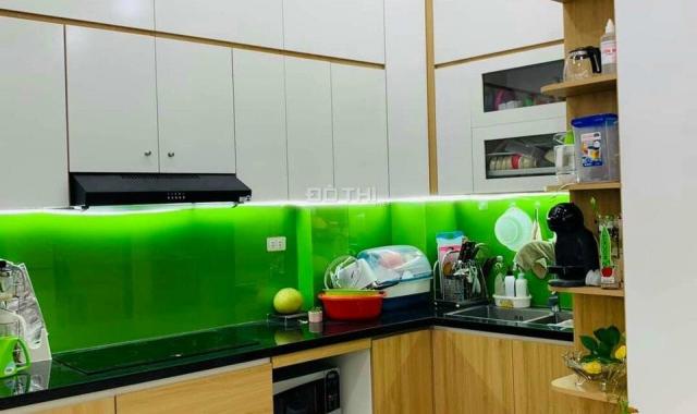 Nhà phố Phạm Ngọc Thạch - 75m2, 4 tầng, MT 5.5m - Nhà đẹp - Ở ngay